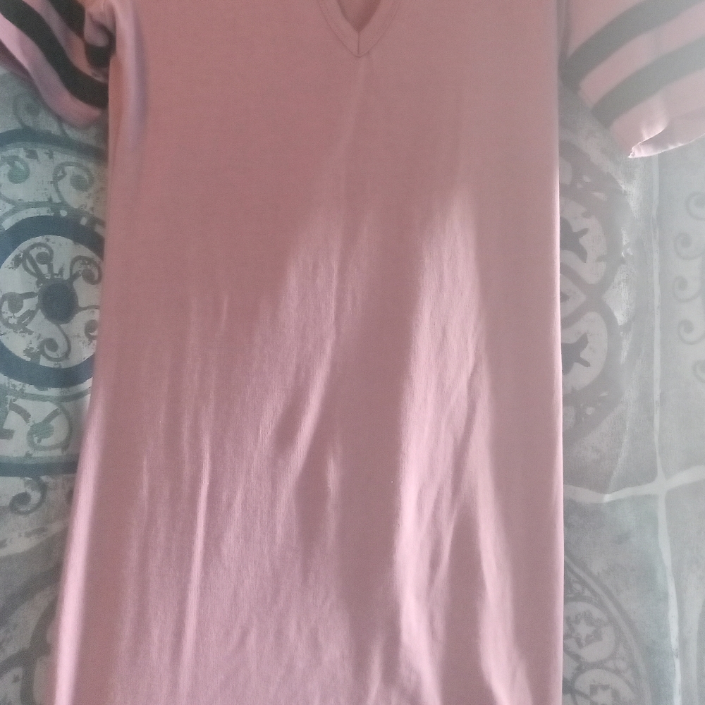 Dress - Picture 3 of 4